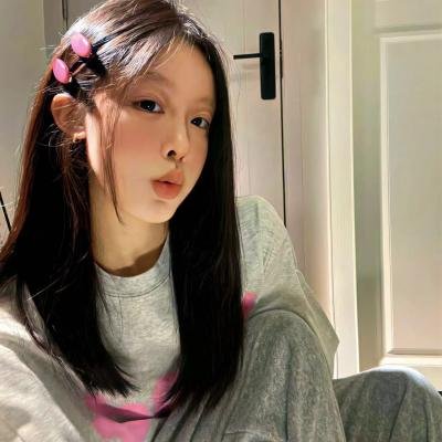 水瓶座女孩